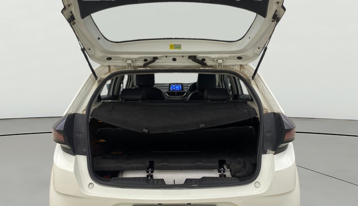 2023 Tata ALTROZ XZ PLUS O SUNROOF CNG, CNG, Manual, 32,268 km, Boot Open Zoomed View