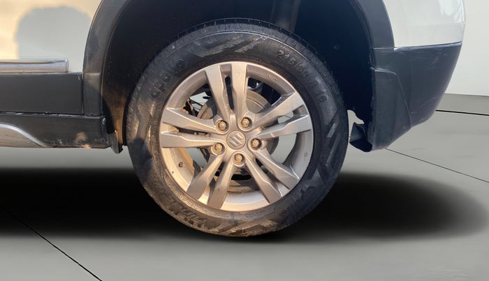 2016 Maruti Vitara Brezza ZDI PLUS, Diesel, Manual, 54,472 km, Left Rear Wheel