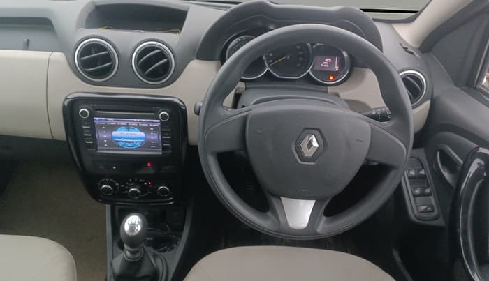 2015 Renault Duster 110 PS RXL DIESEL, Diesel, Manual, 69,054 km, Steering Wheel Close Up