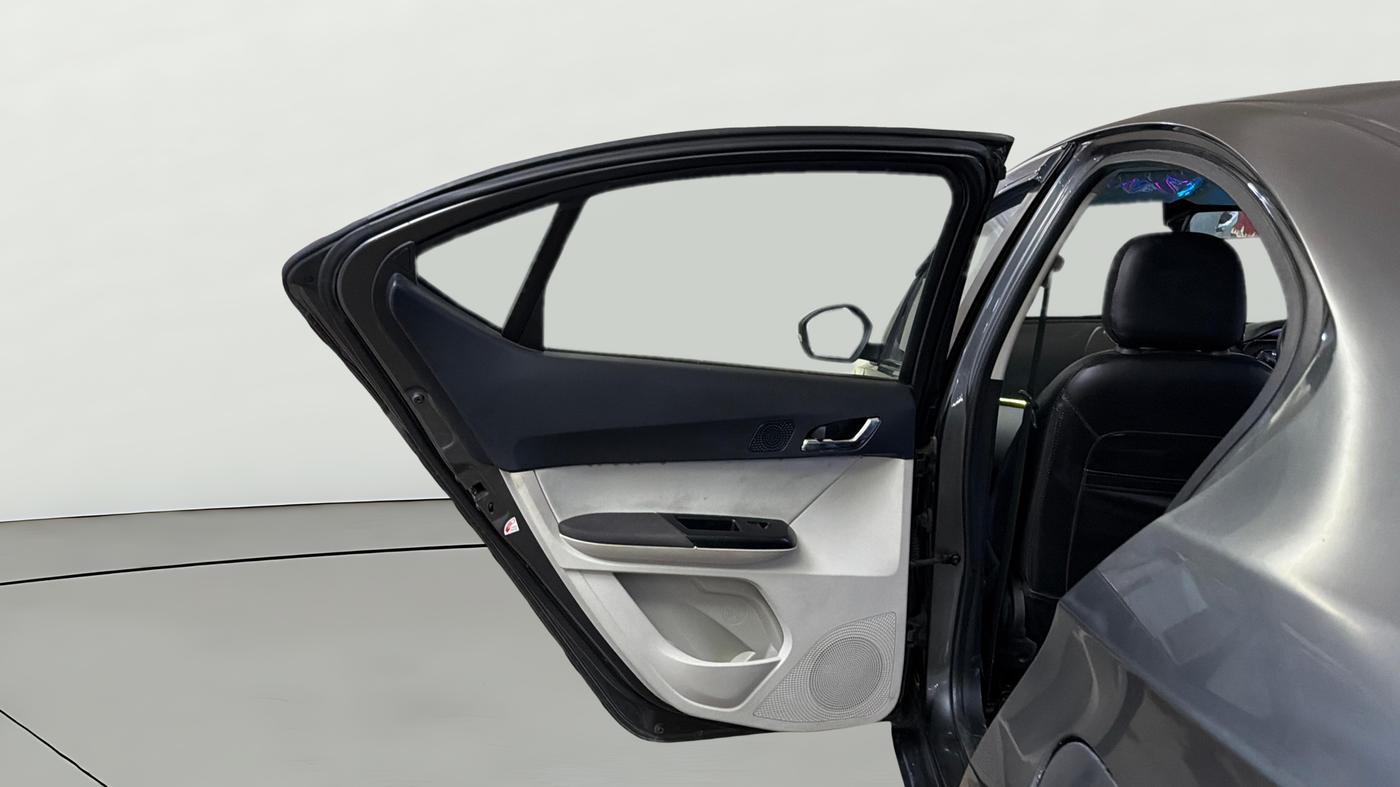 2024 Tata TIGOR XZA Plus iCNG , CNG, Automatic, 32,813 km, LHS Rear Door