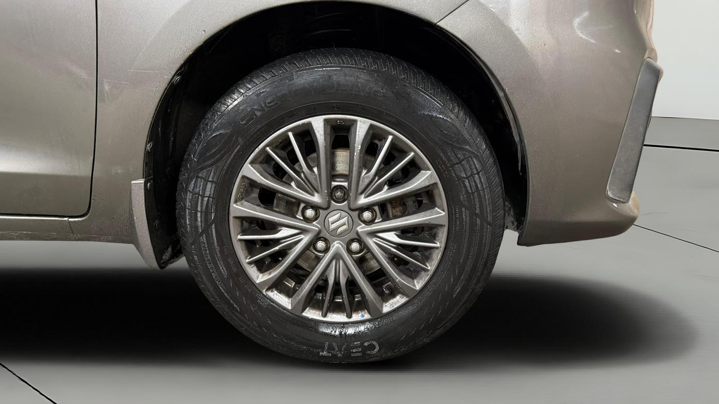 2019 Maruti Ertiga ZXI+ SHVS, Petrol, Manual, 87,662 km, Right Front Wheel