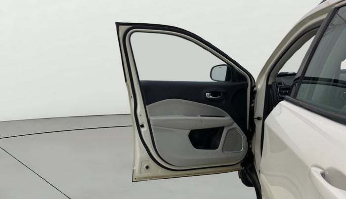 2018 Jeep Compass LIMITED 2.0 DIESEL, Diesel, Manual, 1,38,046 km, LHS Front Door