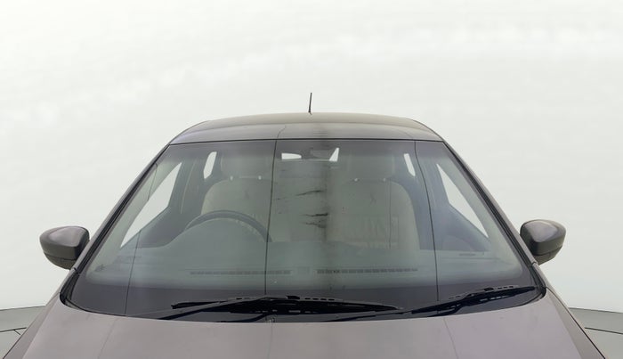 2014 Volkswagen Polo HIGHLINE1.2L, Petrol, Manual, 57,846 km, Front Windshield