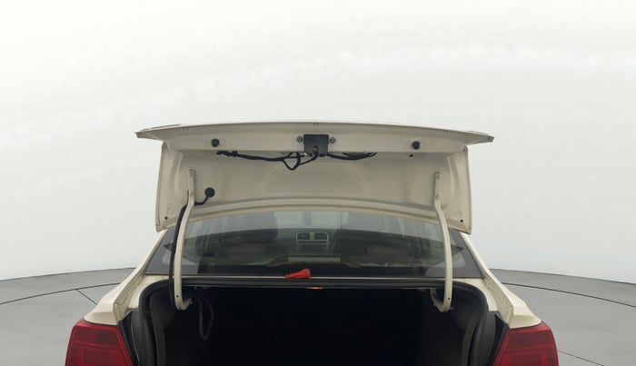 2016 Volkswagen Ameo HIGHLINE PLUS 1.5L 16 ALLOY, Diesel, Manual, 1,25,903 km, Boot Door Open