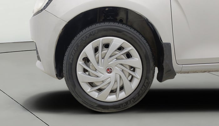 2017 Maruti IGNIS SIGMA 1.2, Petrol, Manual, 86,456 km, Left Front Wheel