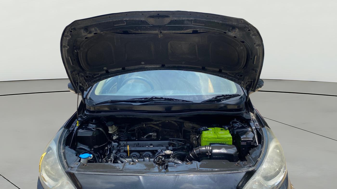 2014 Hyundai Verna FLUIDIC 1.6 VTVT SX, Petrol, Manual, 1,13,313 km, Open Bonet