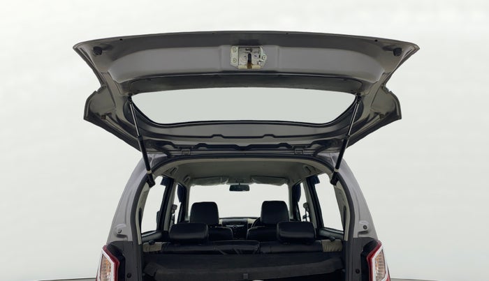 2017 Maruti Wagon R 1.0 VXI, Petrol, Manual, 27,056 km, Boot Door Open