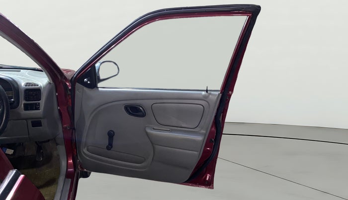 2014 Maruti Alto K10 LXI, Petrol, Manual, 31,311 km, RHS Front Door