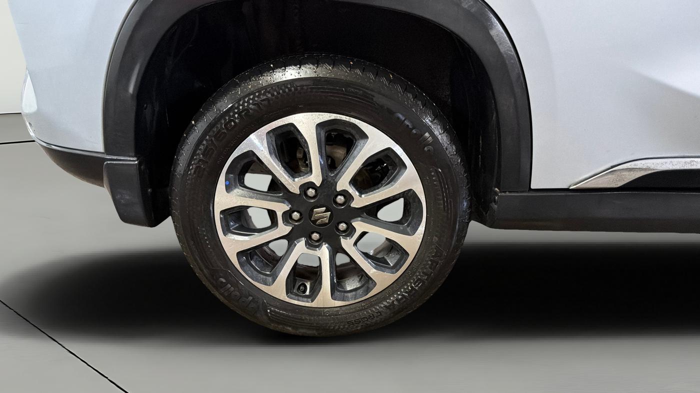 2024 Maruti Grand Vitara SIGMA SMART HYBRID, Petrol, Manual, 18,113 km, Right Rear Wheel