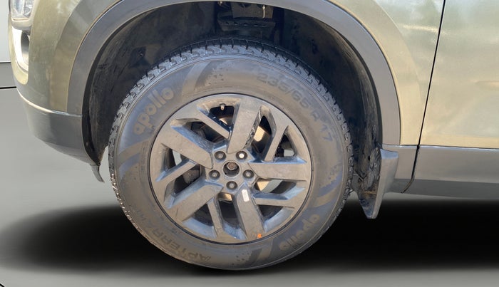 2021 Tata Harrier XZA PLUS CAMO EDITION, Diesel, Automatic, 1,10,516 km, Left Front Wheel