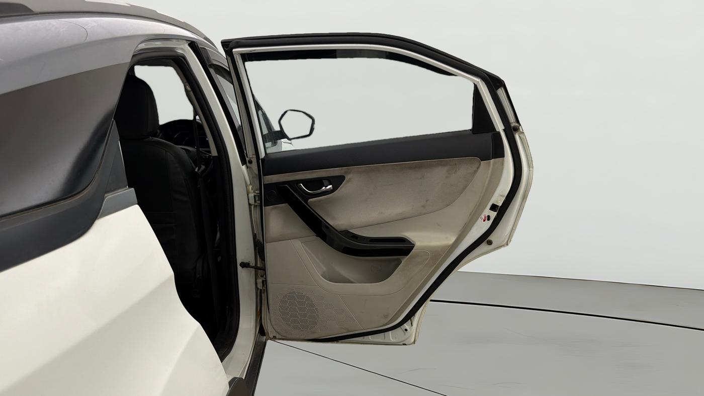 2022 Tata NEXON XZA PLUS (O) DIESEL, Diesel, Automatic, 78,603 km, RHS Rear Door