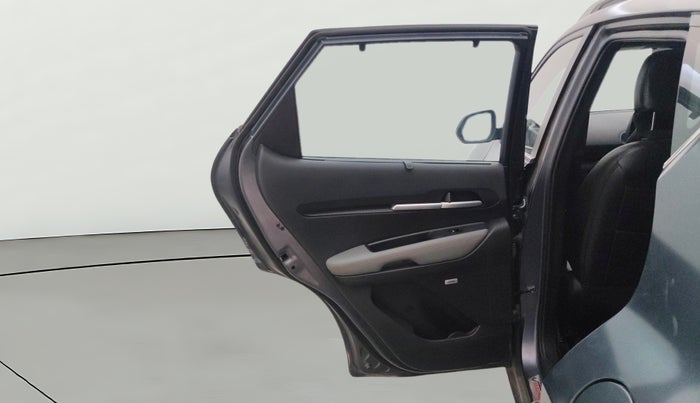 2022 KIA SONET X LINE 1.0 DCT, Petrol, Automatic, 16,227 km, LHS Rear Door