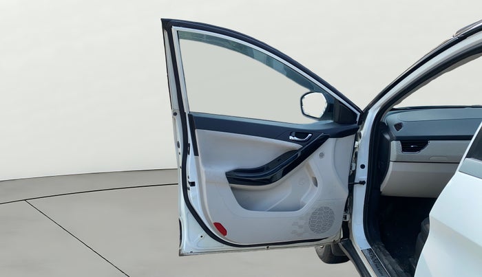 2021 Tata NEXON XZA PLUS SUNROOF PETROL, Petrol, Automatic, 31,729 km, LHS Front Door