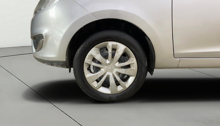 2016 Tata Zest XM PETROL, Petrol, Manual, 60,688 km, Left Front Wheel