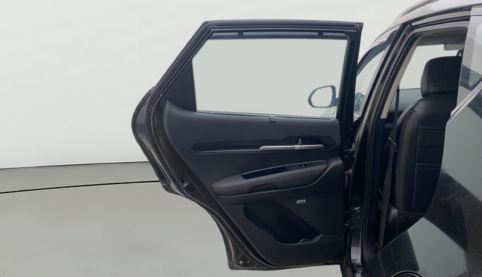 2022 KIA SONET GTX PLUS 1.0 IMT, Petrol, Manual, 18,318 km, LHS Rear Door