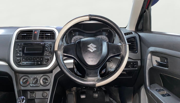 2016 Maruti Vitara Brezza LDI (O), Diesel, Manual, 72,775 km, Steering Wheel Close Up