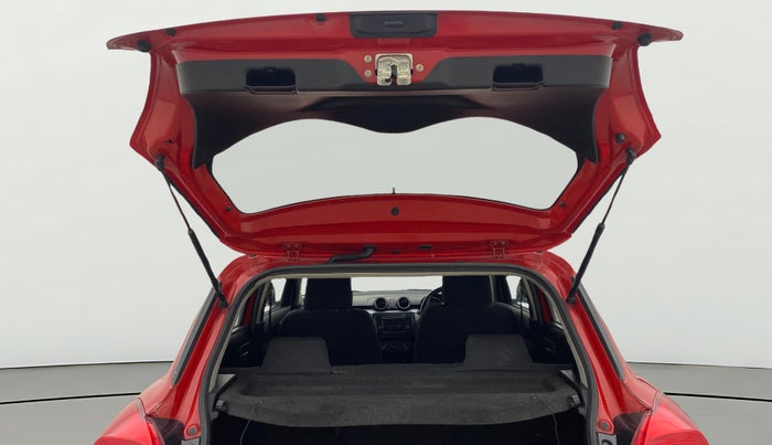 2018 Maruti Swift VDI, Diesel, Manual, 1,00,916 km, Boot Door Open