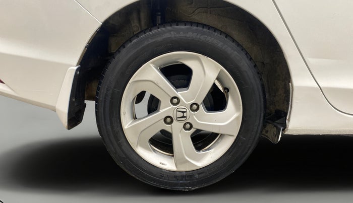 2016 Honda City 1.5L I-VTEC VX (O) MT, Petrol, Manual, 1,20,304 km, Right Rear Wheel