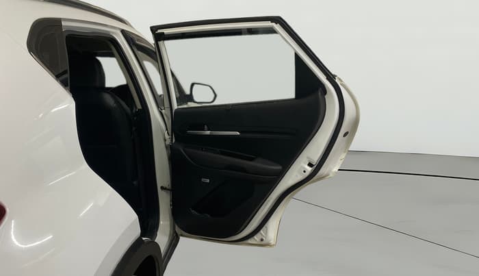 2022 KIA SONET GTX PLUS 1.5 AT, Diesel, Automatic, 84,044 km, RHS Rear Door