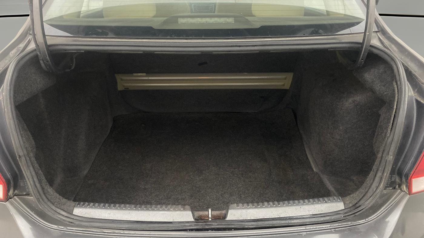 2014 Volkswagen Vento HIGHLINE PETROL AT, Petrol, Automatic, 93,694 km, Boot Open Zoomed View