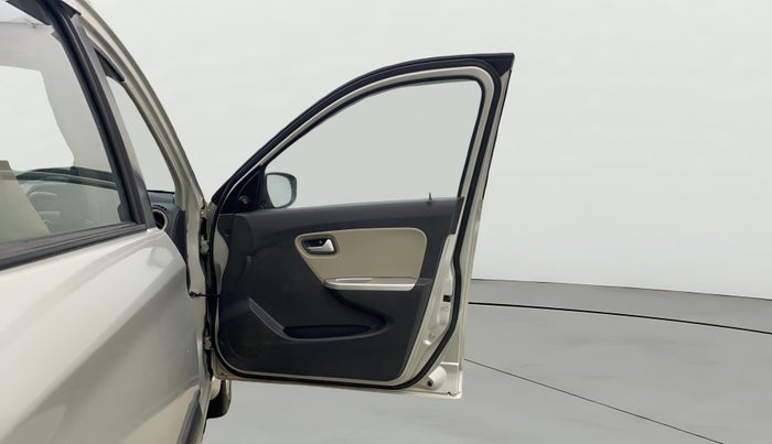 2018 Maruti Alto K10 VXI (O), Petrol, Manual, 67,408 km, RHS Front Door