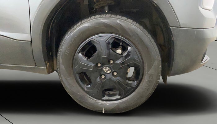 2022 Tata PUNCH ACCOMPLISHED MT, Petrol, Manual, 32,151 km, Right Front Wheel