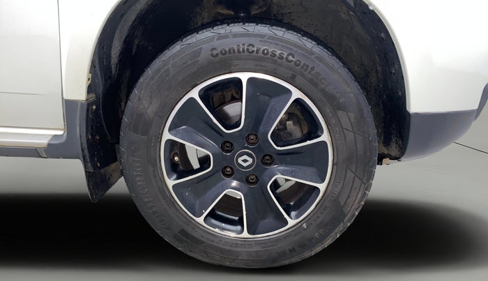 2016 Renault Duster 110 PS RXZ 4X2 AMT DIESEL, Diesel, Automatic, 1,14,773 km, Right Front Wheel