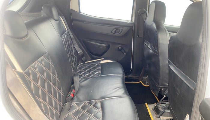 2017 Renault Kwid RXT 1.0 (O), CNG, Manual, 91,067 km, Right Side Rear Door Cabin