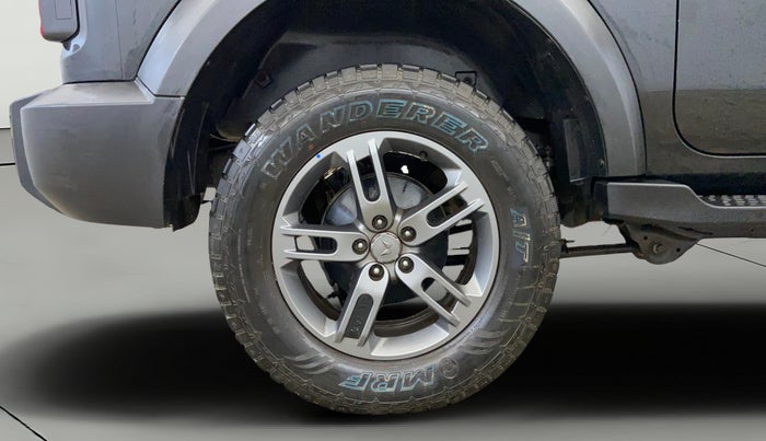 2024 Mahindra Thar LX P 2WD AT HT, Petrol, Automatic, 36,688 km, Right Rear Wheel