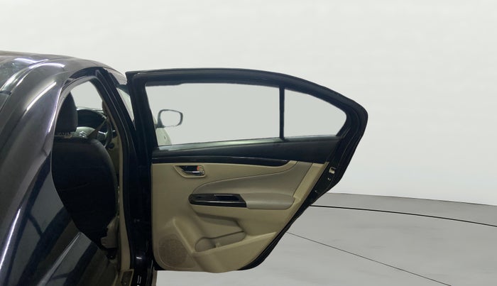 2017 Maruti Ciaz ZDI SHVS, Diesel, Manual, 64,319 km, RHS Rear Door