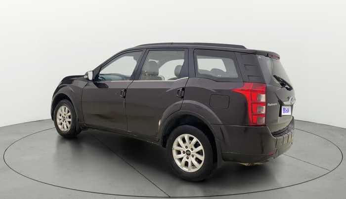 2017 Mahindra XUV500 W10, Diesel, Manual, 72,010 km, Left Back Diagonal