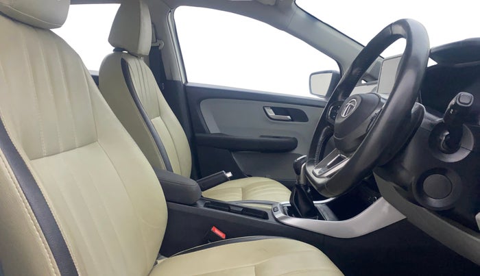 2020 Tata ALTROZ XZ PETROL, Petrol, Manual, 99,716 km, Right Side Front Door Cabin