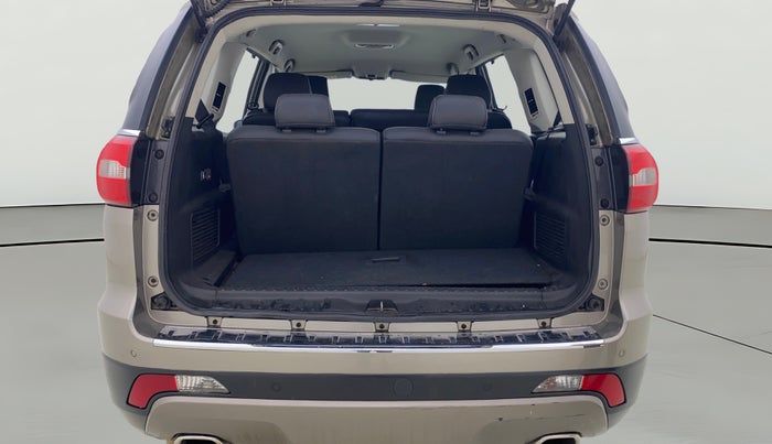 2018 Tata Hexa XT 4X2 7 STR, Diesel, Manual, 1,01,248 km, Boot Open Zoomed View