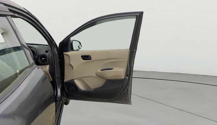 2020 Hyundai NEW SANTRO SPORTZ CNG, CNG, Manual, 1,15,118 km, RHS Front Door