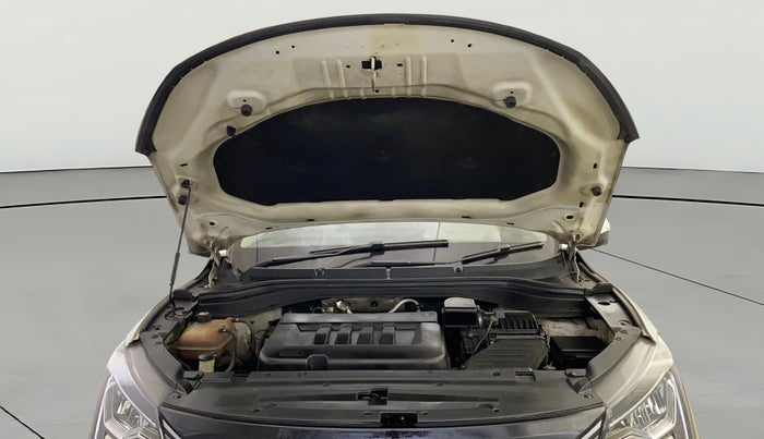 2021 Mahindra XUV700 AX 7 LUXURY D AT 7 STR, Diesel, Automatic, 92,703 km, Open Bonet