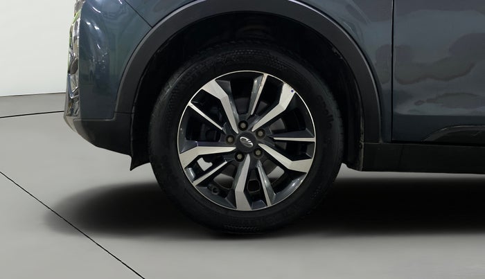 2019 Mahindra XUV300 W8 (O) 1.5 DIESEL, Diesel, Manual, 57,422 km, Left Front Wheel