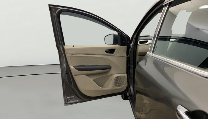 2025 Renault TRIBER Evolution, Petrol, Manual, 8,204 km, LHS Front Door