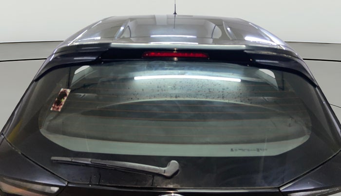 2022 Tata ALTROZ XZ PLUS PETROL, Petrol, Manual, 71,467 km, Rear Windshield