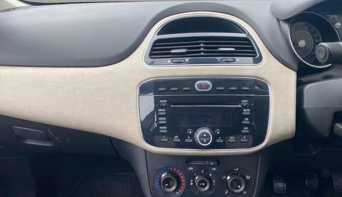 2015 Fiat Punto EVO DYNAMIC 1.2, Petrol, Manual, 1,00,877 km, Air Conditioner