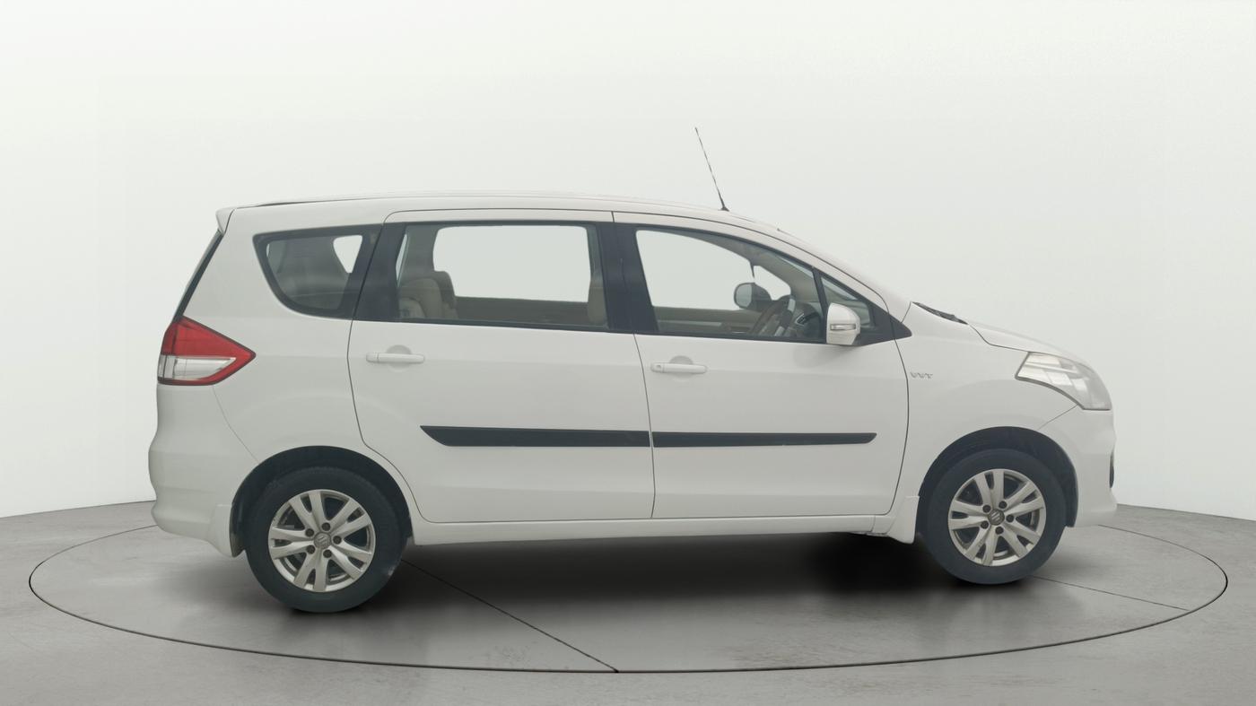 2017 Maruti Ertiga ZXI, Petrol, Manual, 88,428 km, Right Side View