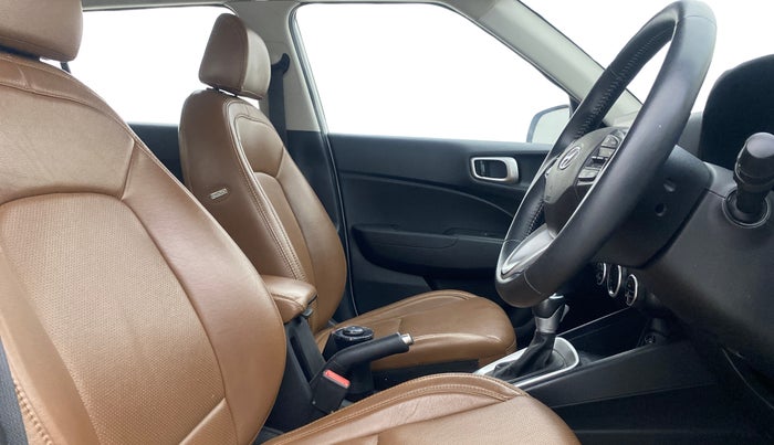 2019 Hyundai VENUE SX PLUS 1.0 TURBO DCT, Petrol, Automatic, 32,201 km, Right Side Front Door Cabin