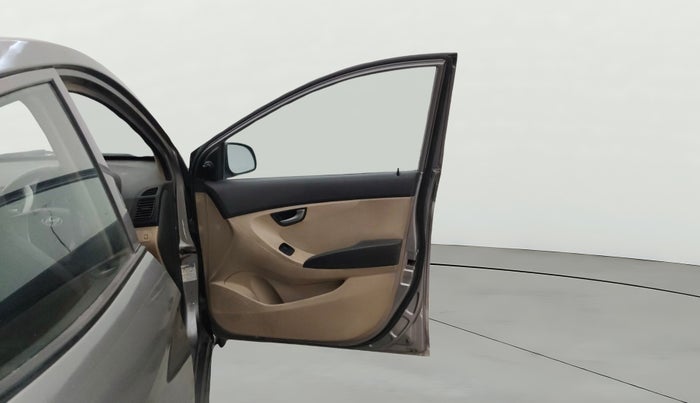 2013 Hyundai Eon SPORTZ, Petrol, Manual, 89,695 km, RHS Front Door