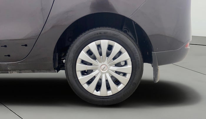 2015 Renault Lodgy 110 PS RXL 8STR, Diesel, Manual, 53,119 km, Left Rear Wheel