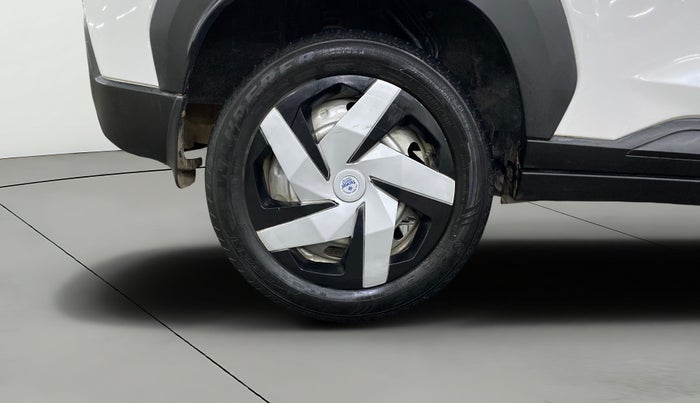 2024 Nissan MAGNITE  XE AMT EZ Shift, Petrol, Automatic, 33,642 km, Right Rear Wheel