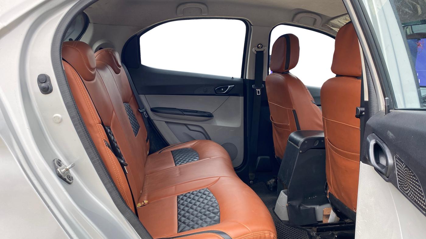 2020 Tata Tiago XT PETROL, Petrol, Manual, 86,530 km, Right Side Rear Door Cabin