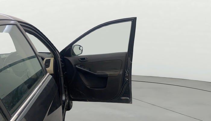 2016 Tata Zest XMS PETROL, Petrol, Manual, 61,659 km, RHS Front Door