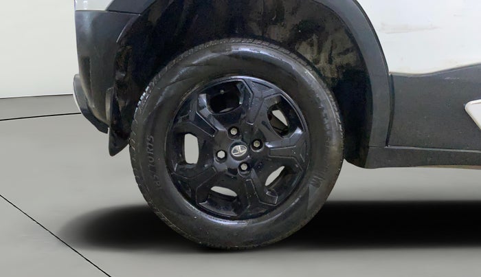2023 Tata PUNCH ACCOMPLISHED MT, Petrol, Manual, 7,305 km, Right Rear Wheel