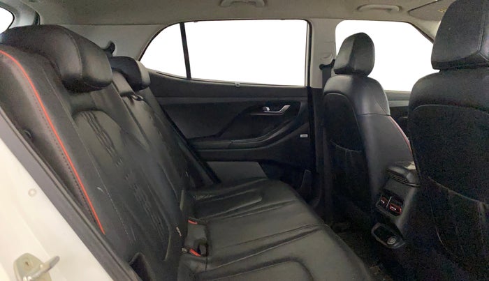 2020 Hyundai Creta SX (O) 1.4 TURBO DCT, Petrol, Automatic, 80,142 km, Right Side Rear Door Cabin