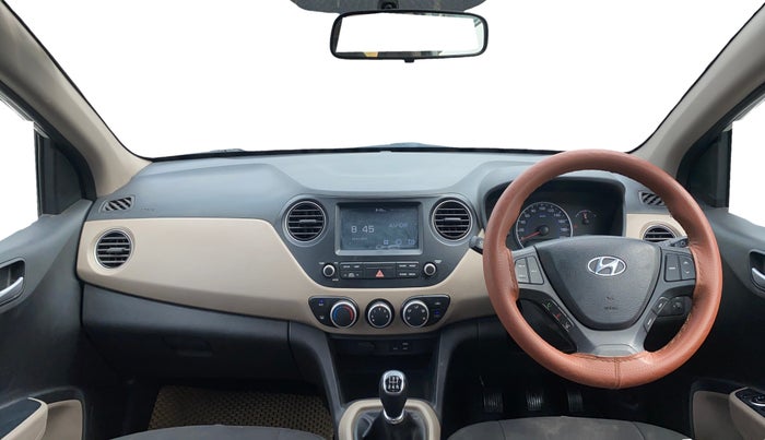 2017 Hyundai Grand i10 SPORTZ (O) 1.2 KAPPA VTVT, Petrol, Manual, 67,512 km, Dashboard