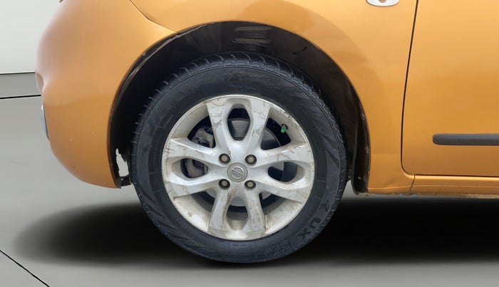 2017 Nissan Micra XV CVT, Petrol, Automatic, 1,06,798 km, Left Front Wheel